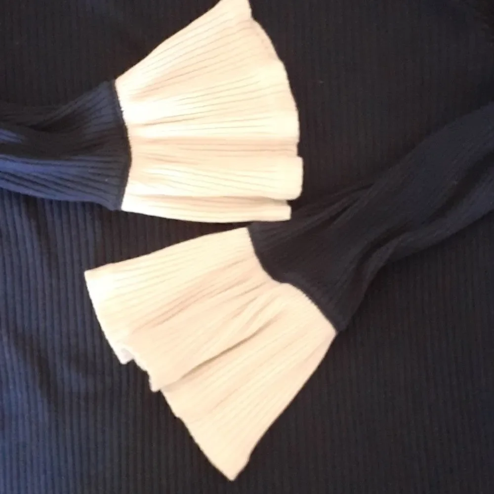 𝅺j.crew top